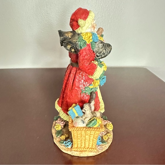 Vintage Resin Santa Figurine with Roses & Wooden Walking Stick - Picture 3 of 10